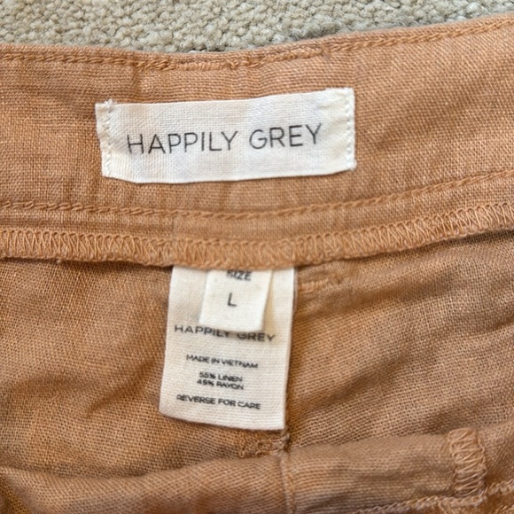 🆕  Happily Grey Baggy Utility Shorts Linen Blend Flowy‎ in Tan, Size L - Picture 2 of 8